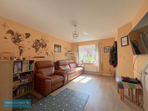 Living Room- click for photo gallery